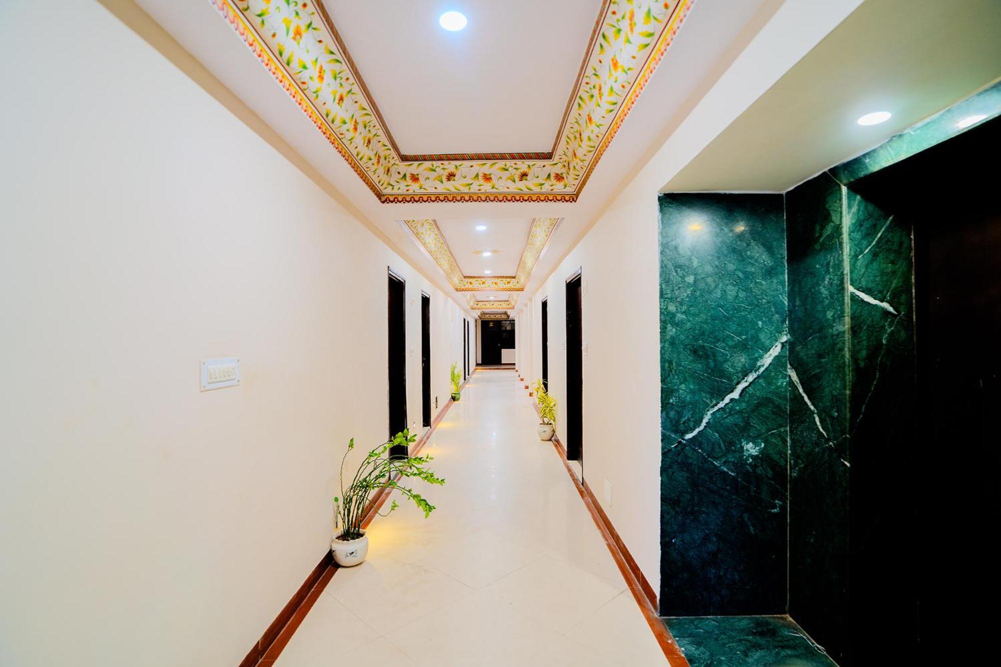 Fabhotel Polovictory Palace Jaipur Exterior photo